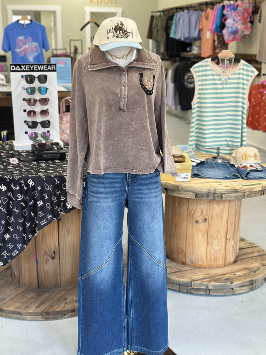 Rowel Em Up Pullover