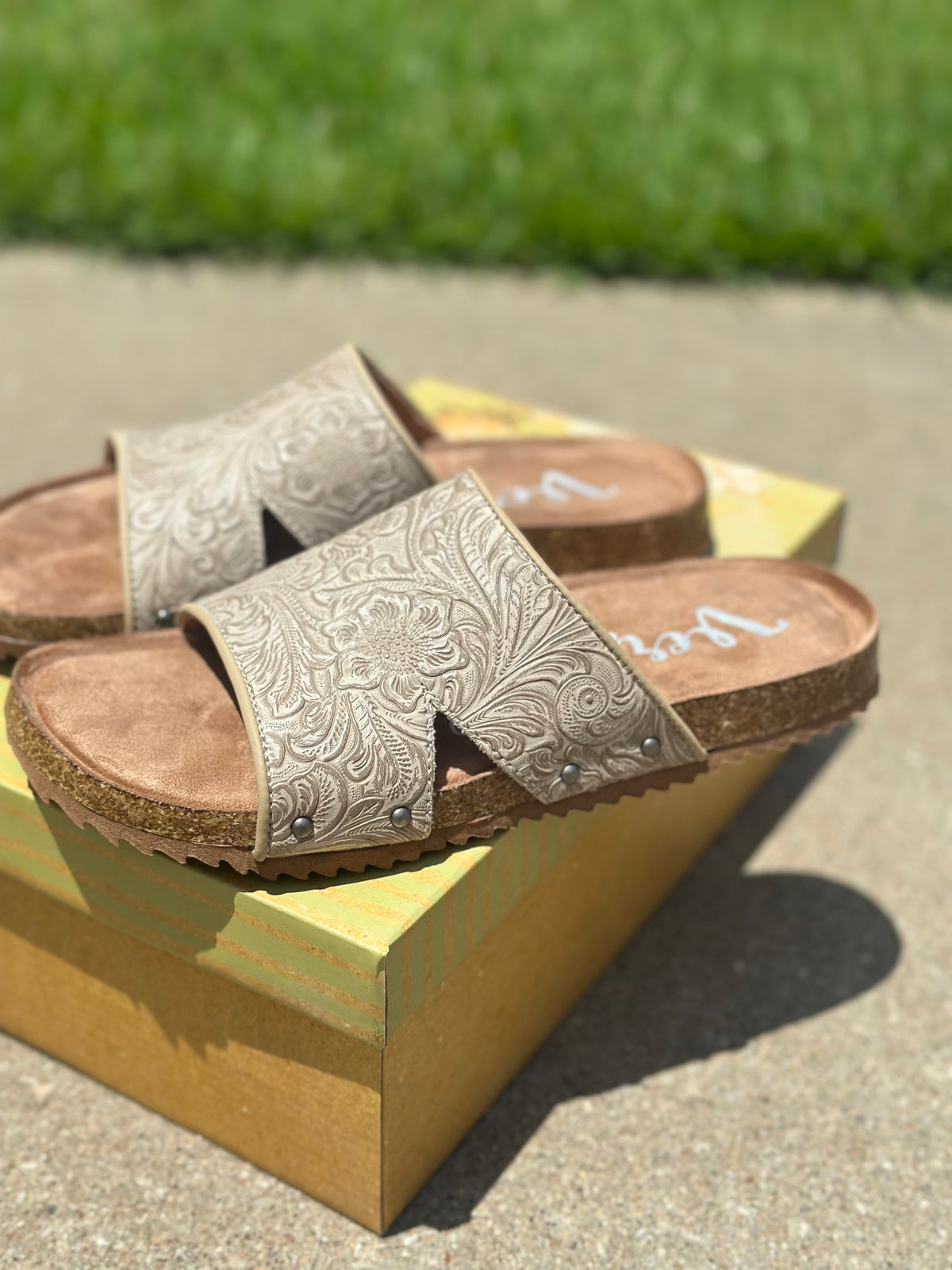 Prairie Rose Sandal