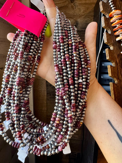 18-Inch Sterling Silver Pearl Necklace with Deep Purple Spiny Oyster – (5mm)