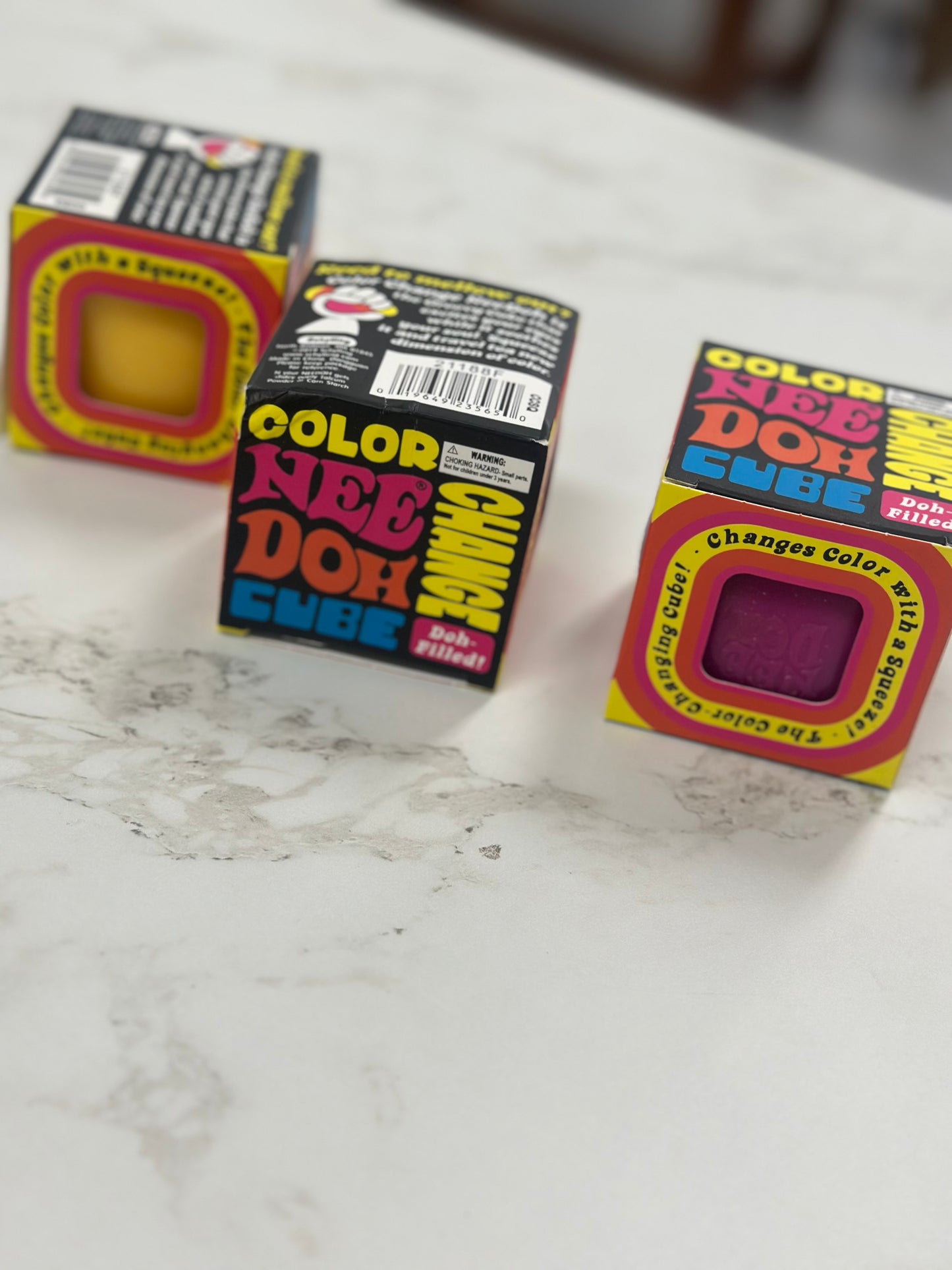 Needoh Color Changing Cubes