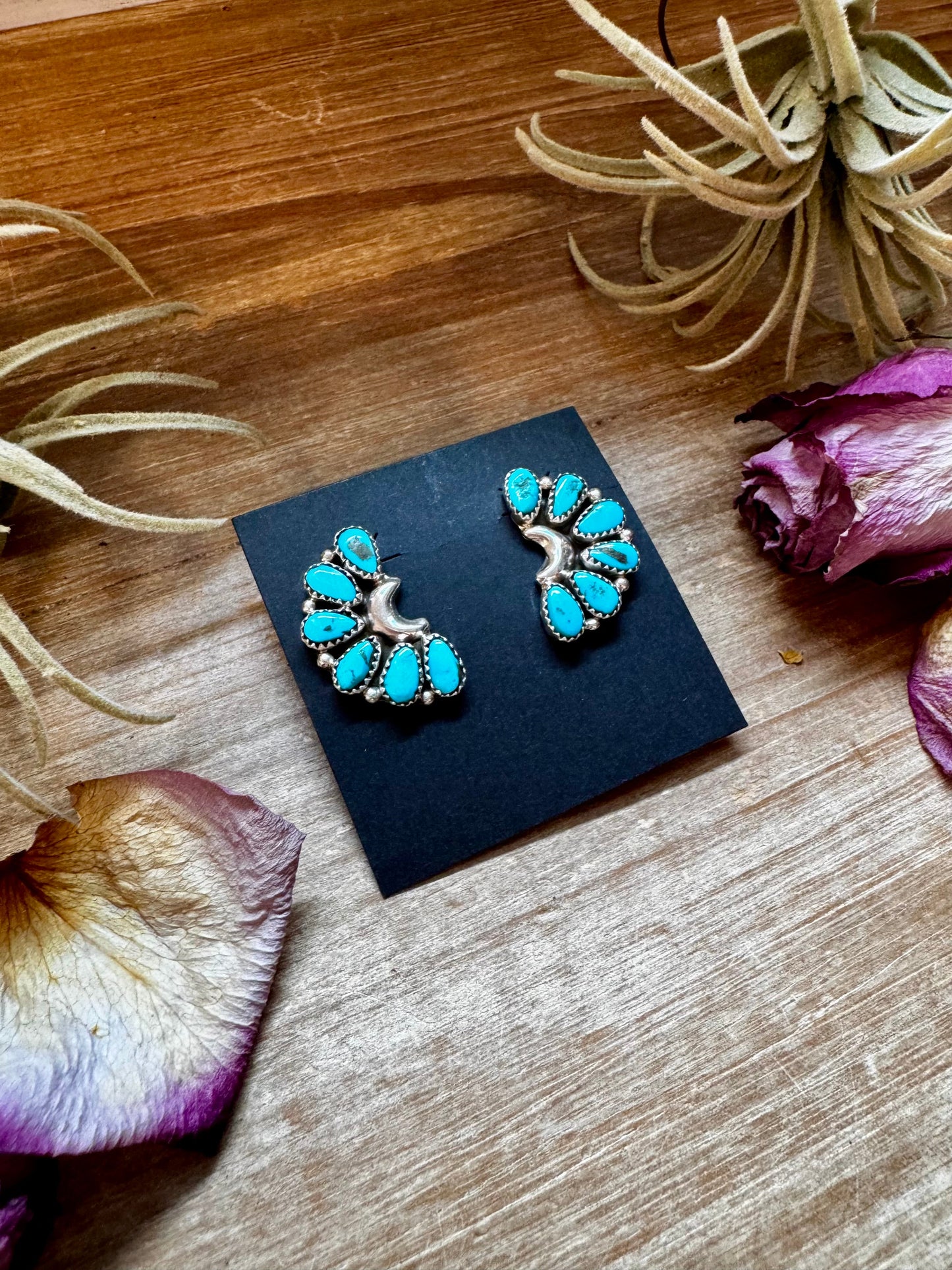 Kingman Turquoise Cluster Earrings – Sterling Silver