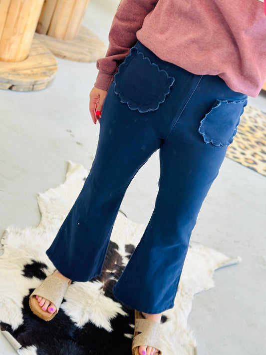 Scalloped Wide Pants