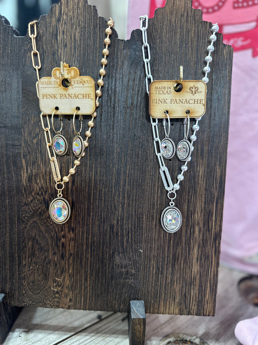 Oval Pendant Necklace