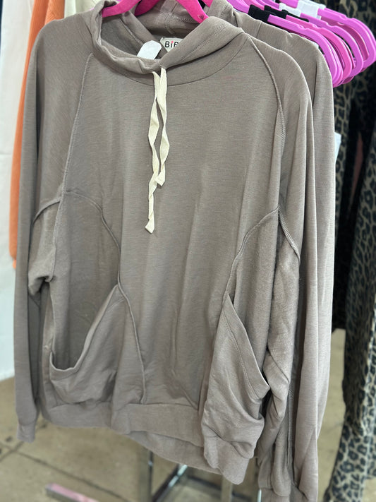Brown Pullover