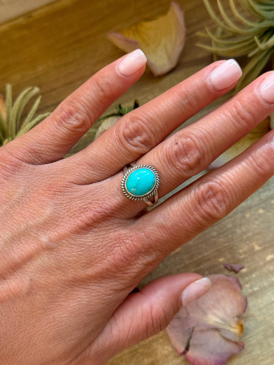 Kingman Turquoise Sterling Silver Ring – Size 8